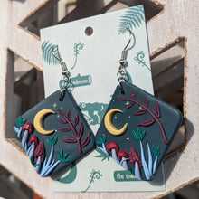 Load image into Gallery viewer, Nature moon dangle earrings
